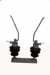 ATLAS Drop Out Fuse 100 A Porcelain Three Phase Horn Gap Fuses_0