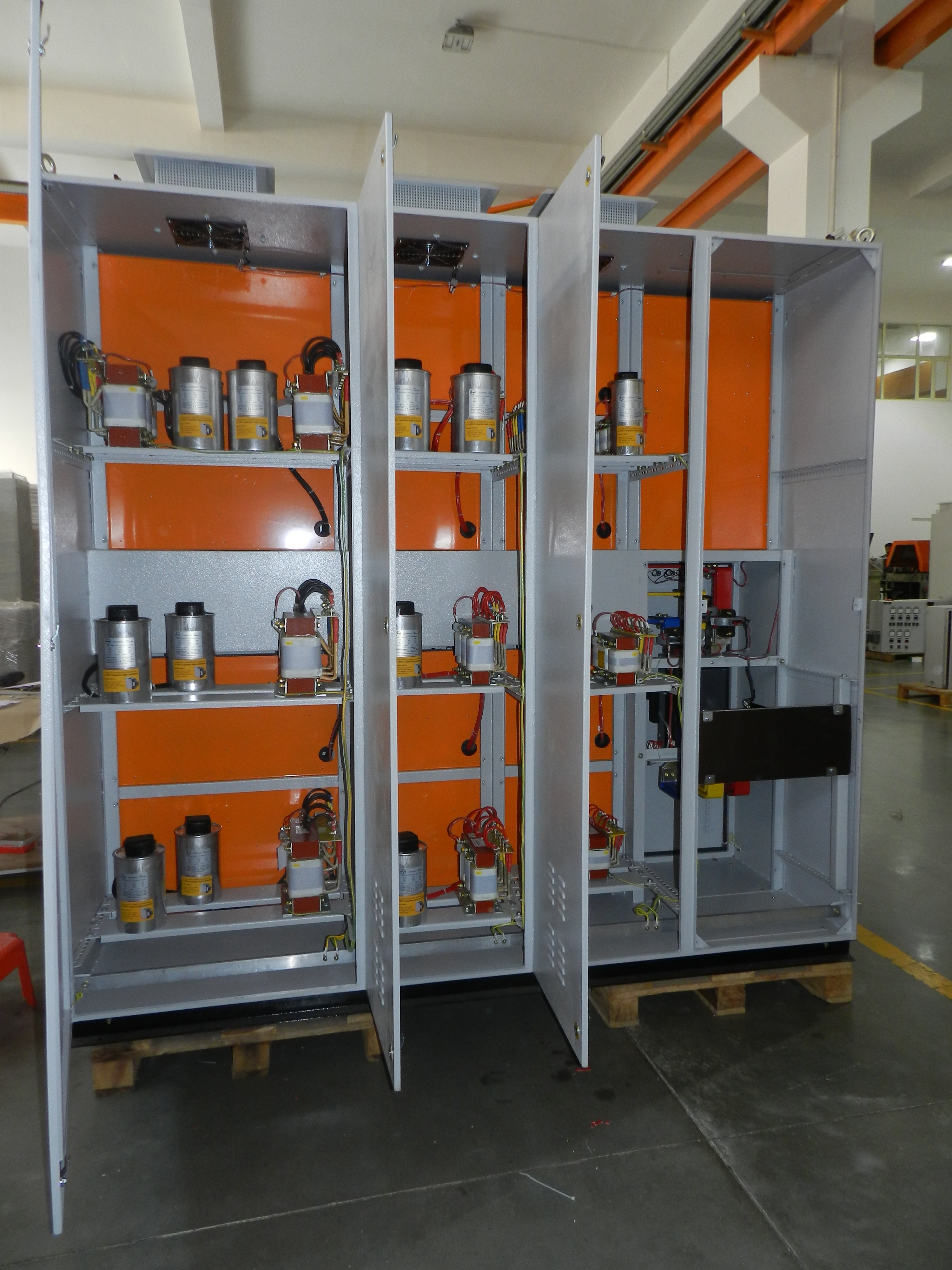 Adroit APFC Panels Aluminium, Copper Three Pole_2