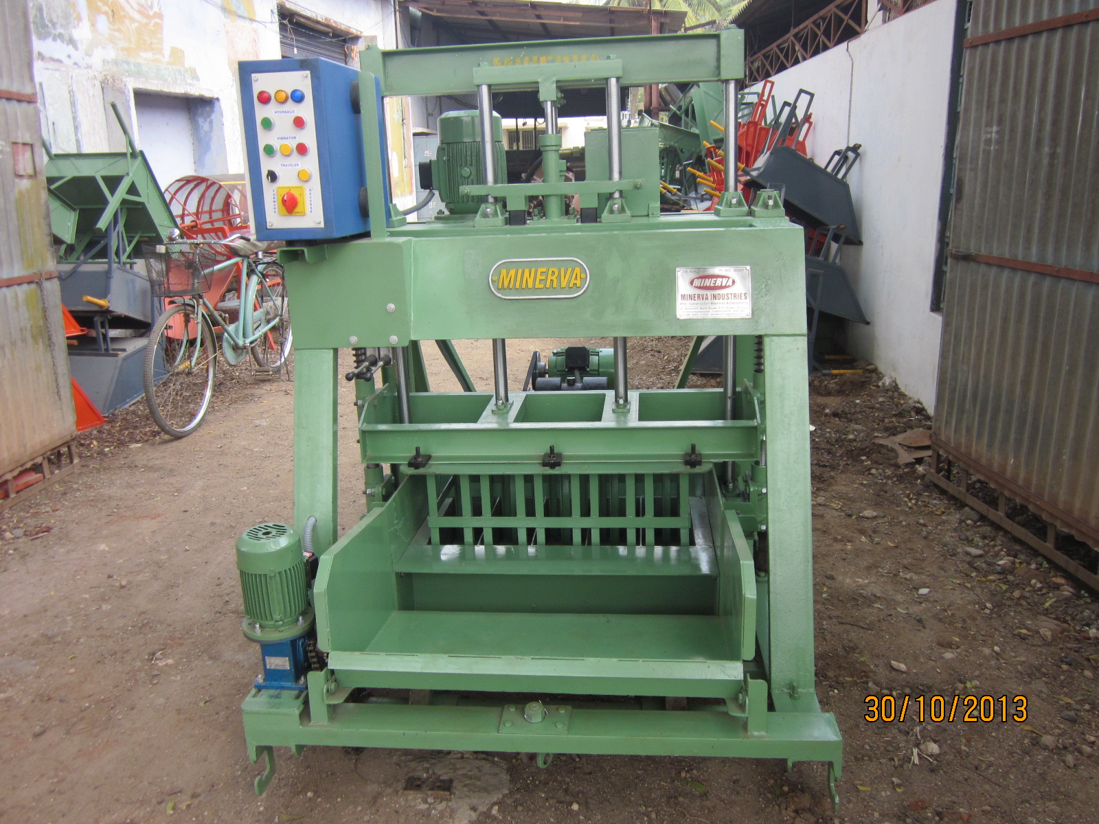 MINERVA Concrete Block Making Machine 860 2500/day_1