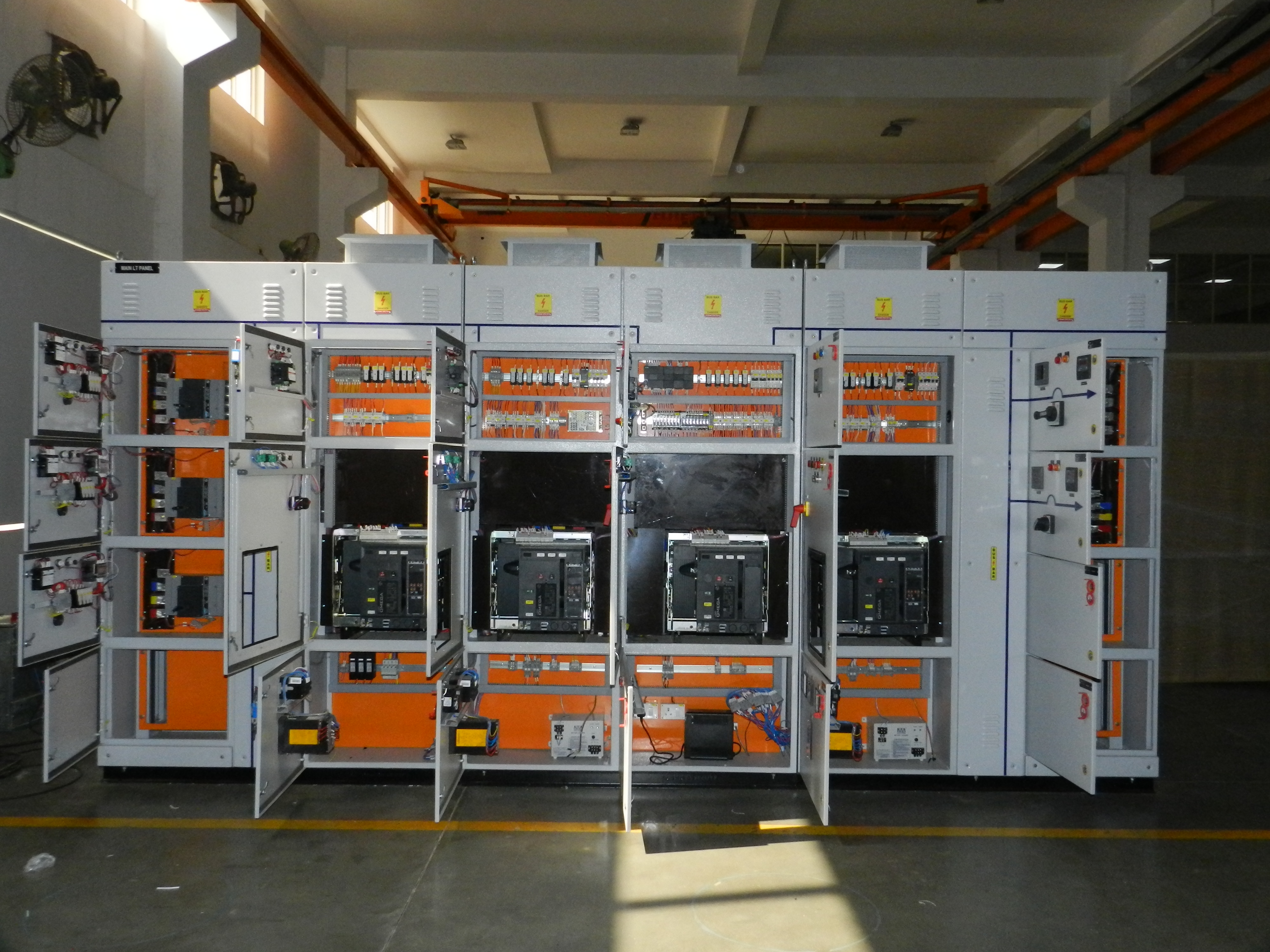 YASKAWA J1000 220 V 0.2 to 2.2 kW Single Phase Variable Frequency Drive_1