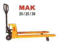 5000 kg Cast Iron Hand Pallet Trolley 1150 x 550 mm_0