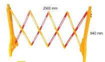 Expandable Plastic Barricades 2500*940 mm_0