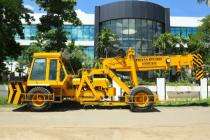 PRIYAA Hydraulic Truck Mounted Crane 550(NM) at 1600 RPM RTC 3030_0