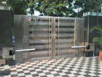 Parveen  Motorized Automatic Swing Gate 2 x 1.5 Mtr_0