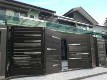 Arihant Traders Manual Swing Gate 2 x 1.5 m_0