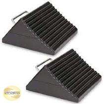 SAFENESS 460 mm Rubber Wheel Chock A002 Black_0