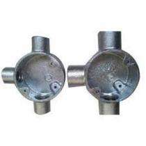 140 x 95 mm Wall Mounted 3 Way Junction Boxes_0