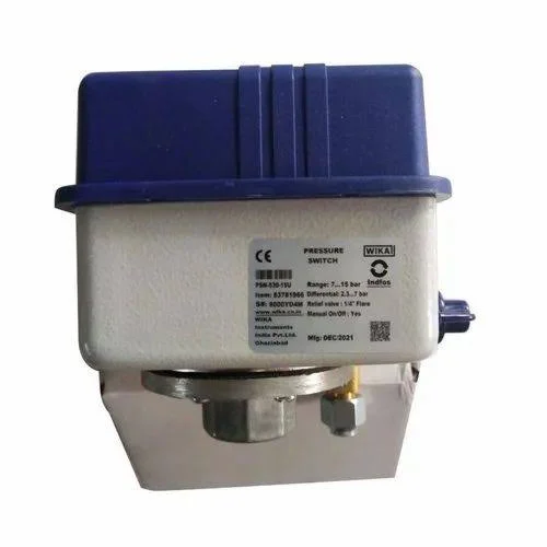 Wika 7 - 10 bar Direct Mount Differential Pressure Switch_0