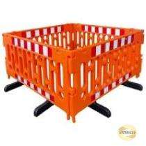 SAFENESS Expandable Plastic Barricades 762 X 1016 mm_0