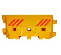 Nilkamal Interlocking & Water Fillable LLDPE Barricades 2100 x 600 x 840 mm_0